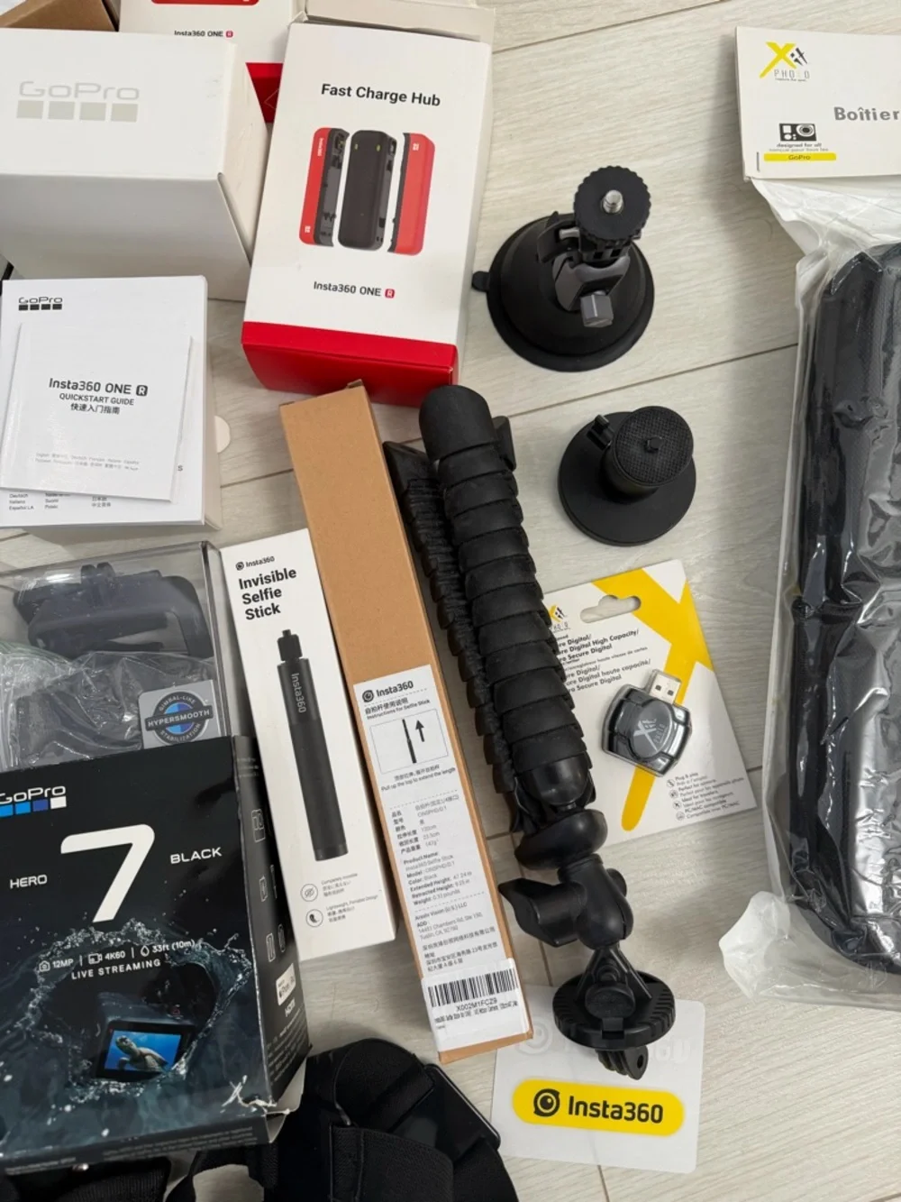 Insta360 ONE R Twin Edition - Super 5.7K Dual-Lens 360 Camera & Go Pro Bundle